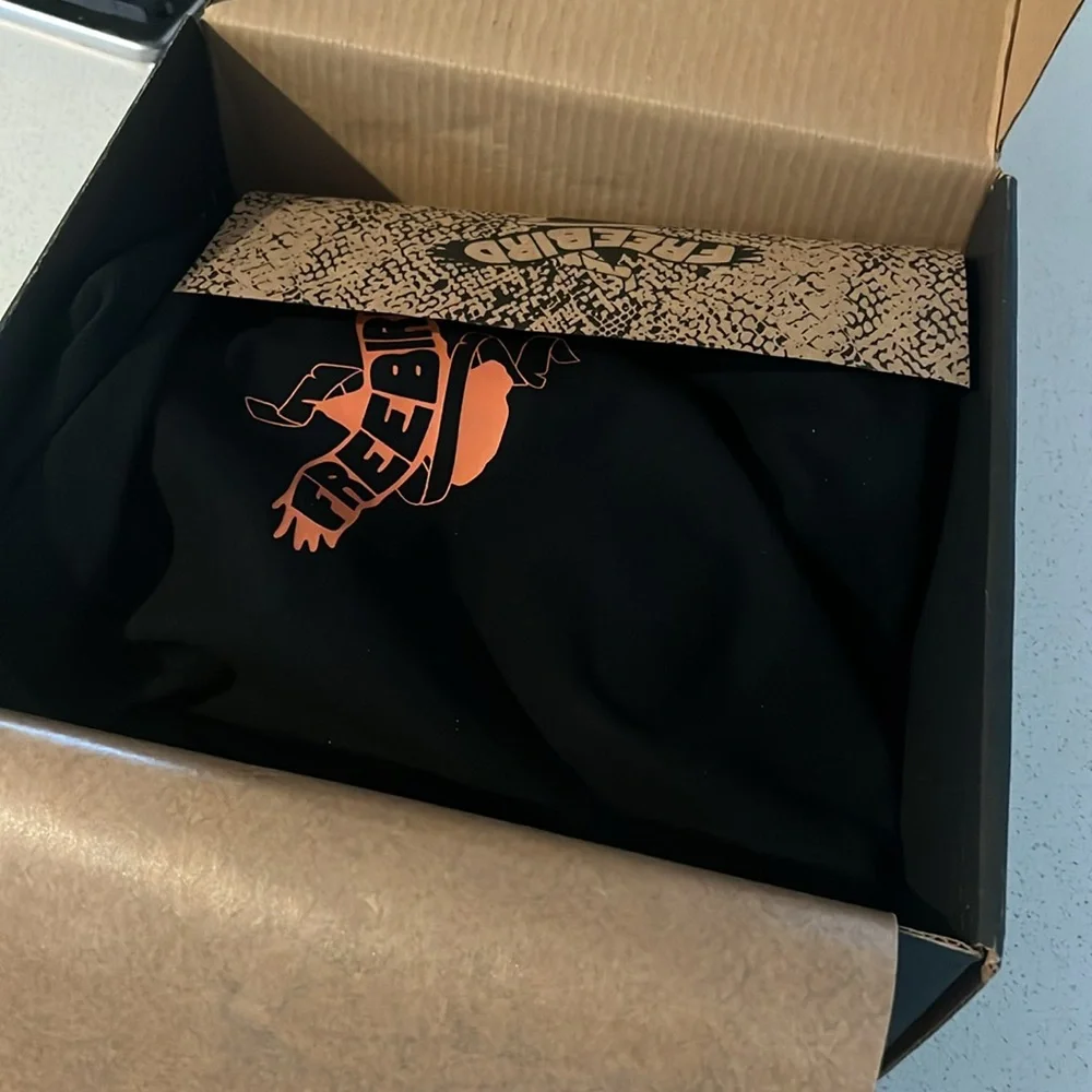 Freebird by Steven NEW Bond Sandal Black Box Included 10 Rare Find - Picture 2 of 10